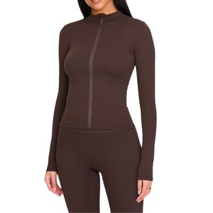 Veste de yoga sans couture pour femmes, vente en gros personnalisée, haute qualité, respirante, pour la course à pied, la gym, le fitness, avec fermeture éclair - Product Image 1
