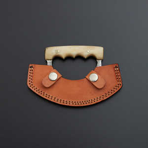 Cuchillo de Chef Ulu Hecho a Mano |   Cuchillo curvo de acero de Damasco con mango de hueso y cuerno y funda de cuero ecológico, ambidiestro - Product Image 3