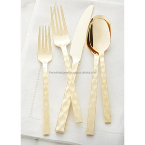 Juego de cubiertos de metal ligero para viajes y camping que proporciona una opción de comedor duradera y ecológica fácil de llevar - Product Image 5