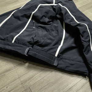 Fournisseur de vestes coupe-vent imperméables en softshell réfléchissantes personnalisées pour hommes - Product Image 3