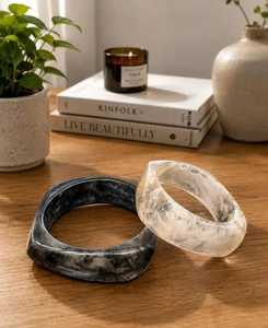 Bracelets en résine écologiques et tendance de fournisseur indien, motifs uniques, ajustement confortable, accessoires de mode du Nouvel An pour les magasins de détail - Product Image 5