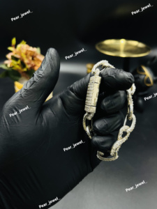 Pulsera de Lujo con Diamantes de Corte Redondo y Eslabones Infinitos, Engaste de Canal con Corte Baguette, Pulsera Unisex para Uso Diario - Product Image 2