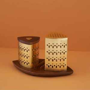 Brûleur d'encens de style moyen-oriental en métal et bois, écologique, pour usage religieux, porte-bakhoor, livraison rapide, prix avantageux - Product Image 4