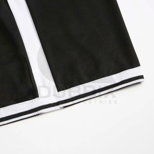 Maillot de basketball professionnel personnalisé à col ras du cou et sans manches, imprimé par transfert thermique, respirant et à séchage rapide pour l'entraînement - Product Image 4