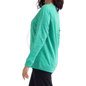 Sudadera Moderna para Mujer, Transpirable, 100% Algodón, con Logotipo Frontal, Ajuste Cómodo para Uso Casual e Invernal - Product Image 5