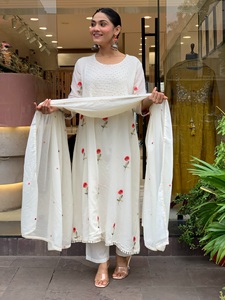 Ensemble haut brodé en soie Chanderi pure avec pantalon palazzo et dupatta, travail de sequins de 3 mm, manches fantaisie, pour femme - Product Image 1