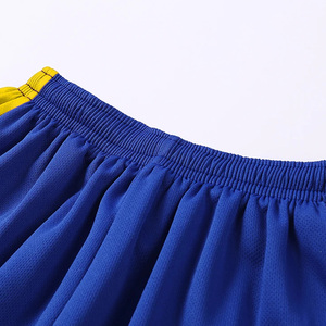 Conjunto de camiseta de fútbol con estampado de bandera roja y amarilla para niños, uniforme de poliéster de manga corta con cuello en V que absorbe la humedad, ropa para niños para todas las estaciones - Product Image 6