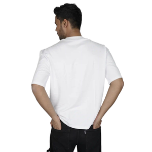 เสื้อยืดคอกลมแขนสั้นทรงหลวมสไตล์มินิมอลลำลองแนวสตรีทแวร์สำหรับผู้ชาย ขายส่ง เสื้อผ้าแฟชั่นประจำวันแบบสั่งทำได้ - Product Image 2