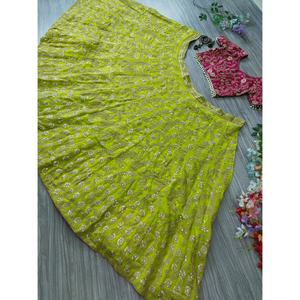 Diseñador Party Wear Lehenga Choli con hermosos vestidos elegantes Dupatta - Product Image 2