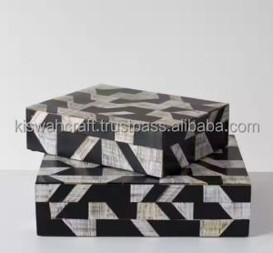 Vente en gros de coffrets cadeaux à bijoux en résine à motifs carrés écologiques de haute qualité - Product Image 5