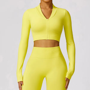 Ensemble de vêtements de yoga pour femmes personnalisé, deux pièces, veste à fermeture éclair sur le devant avec leggings à taille haute compressifs - Product Image 5