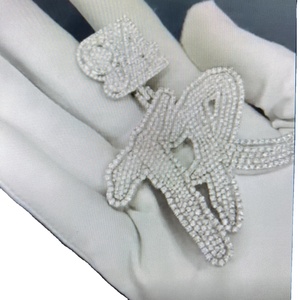 Colgante de Diamantes Personalizable en Oro Blanco de 14K con Claridad VVS Mejorada, Diseño Personalizado en Forma de Estrella, Joyería Fina para Fiestas y Estilo HipHop - Product Image 1