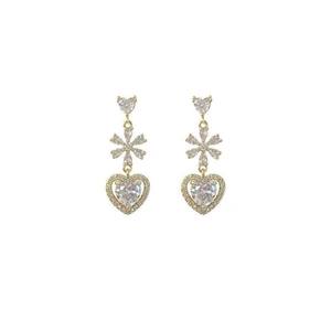 Pendientes Románticos de Moissanita con Corte Corazón, Plateados, Unisex, para Compromiso, Aniversario, Joyería Minimalista para Boda - Product Image 3