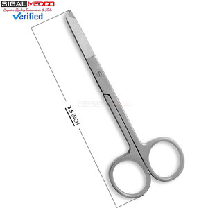 กรรไกรตัดไหม Spencer ขนาด 3.50 นิ้ว ปลายเล็ก ดีไซน์ปลายรูปตะขอ สำหรับการถอดไหมอย่างแม่นยำ ผลิตจากสแตนเลส ใช้งานด้วยมือ ได้รับมาตรฐาน CE - Product Image 2