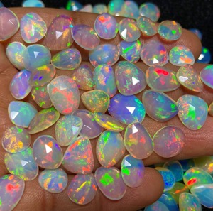 Opale d'Éthiopie naturelle à facettes, pierre précieuse en vrac, multicolore, taille à facettes, forme irrégulière, dos plat, jeu de couleurs, personnalisable pour la joaillerie - Product Image 4