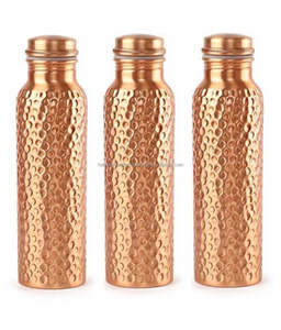 Bouteille d'eau en cuivre brun de haute qualité, finition mate, qualité d'exportation, bouteille d'eau en cuivre pur à prix abordable - Product Image 1