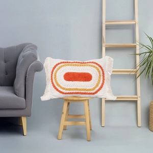 Funda de Cojín Cuadrada Moderna Bordada a Mano, Color Marfil Naranja, Personalizable, con Borde, para Decoración del Hogar, con Cierre de Cremallera, 100% Algodón - Product Image 1