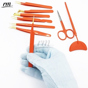 Pinzas para Pestañas RMI Personalizadas con Punta Dorada, Agarre Profesional Naranja, Precisión, Durabilidad, Antiestáticas, de Acero Inoxidable - Product Image 3