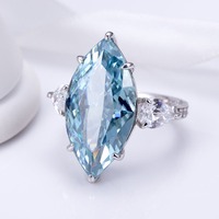 Bague en Moissanite Dorée Blanche Style Hip-Hop Étoile Givrée pour Fiançailles ou Cadeau – Style Classique Prix Export