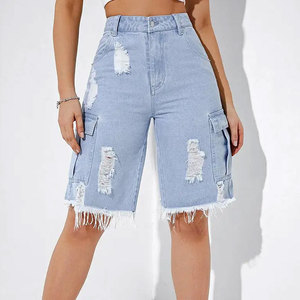 Shorts cargo en jean bleu clair taille haute avec ourlet effiloché et poches, shorts décontractés pour femmes, shorts streetwear d'été - Product Image 4