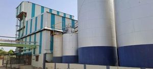 Aceite de Ricino Hidrogenado (HCO) Premium en Escamas, Alta Pureza, Grado Agrícola, 99% de Pureza, Transparente - Product Image 2