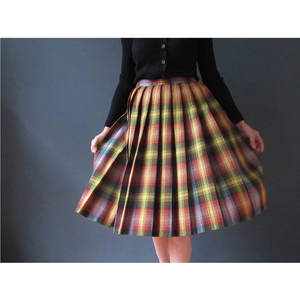 Jupe kilt vintage faite à la main en pure laine vierge plissée à carreaux Royal Stewart pour femmes - Product Image 6