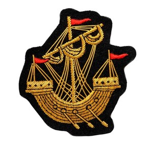 Badges brodés fabriqués en usine, de qualité supérieure, logos de vêtements avec étiquette brodée, patchs à bon prix. - Product Image 4