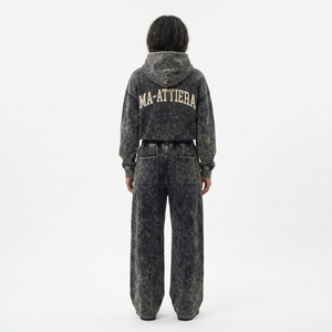 Conjunto de Sudadera Corta Negra con Lavado Ácido y Pantalones Anchos de Felpa para Mujer, Estilo Urbano, Venta al por Mayor OEM - Product Image 2
