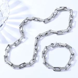 Bracelet chaîne de luxe en argent 925 avec moissanite taille baguette sertie en canal, design à maillons géométriques, tendance, unisexe, pour usage quotidien, cadeau - Product Image 1