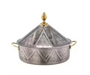 Casserole en métal attrayante et durable pour servir et conserver les plats chauds à la maison, dans la cuisine ou sur la table à manger, pour une utilisation quotidienne - Product Image 5