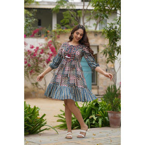 Vestido Maxi estampado floral de Fabzone - Product Image 1