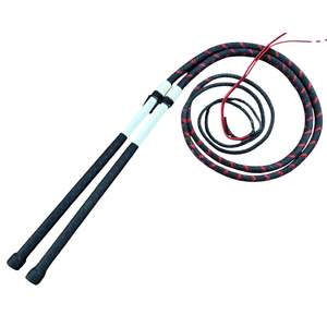 Juego de látigos híbridos Dakitty Whips en rojo y negro con cordón y látigos de cuero amarillo - Product Image 2