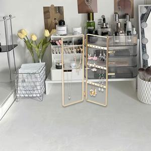 Organizador de Joyas Plegable de Doble Panel, Soporte para Collares con Múltiples Ganchos, Exhibidor Compacto con Espejo y Diseño de Marco para Almacenamiento - Product Image 4