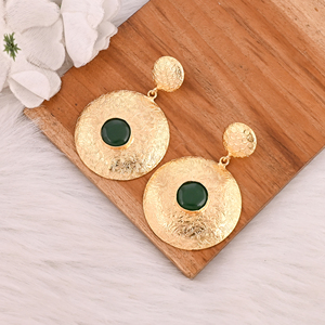 Boucles d'oreilles pendantes élégantes et stylées en onyx vert naturel pour femmes - Product Image 4