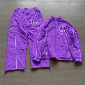 Conjunto de Dos Piezas de Chaqueta y Pantalones Deportivos de Nailon con Cremallera Personalizada, Traje Deportivo Ligero Cortavientos, Fabricante de Ropa Deportiva - Product Image 1