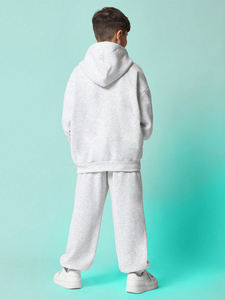 Ensemble de survêtements polaire personnalisés pour enfants, style polo, vente en gros, vêtements d'hiver unis pour garçons et filles, ensemble de survêtements évasés pour enfants - Product Image 4