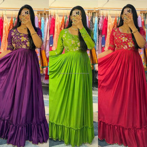 Salwar Kameez pakistanais de qualité supérieure pour femmes, vêtements de soirée, design de créateur, faux georgette brodé, viscose, personnalisable - Product Image 4