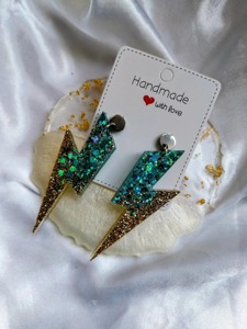Pendientes de Resina para Pedidos al por Mayor, Acabado de Alto Brillo, Fabricación Personalizada, Venta al por Mayor Directa de Fábrica - Product Image 6