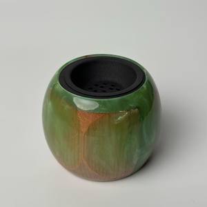 Porte-encens artisanal haut de gamme en résine et bois, modèle Lunar Riverstone Signature, avec récupérateur de cendres pour la méditation et la relaxation - Product Image 1