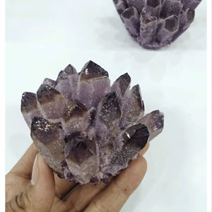 Cristal de quartz améthyste fantôme en cluster, tendance du moment, pour la décoration intérieure, au meilleur prix - Product Image 1
