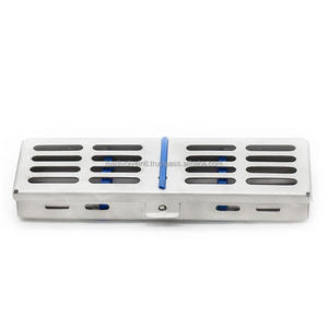 ถาดใส่เครื่องมือฆ่าเชื้อทางทันตกรรมแบบแมนนวล ทำจากสแตนเลส สำหรับเครื่องมือ 5 ชิ้น เหมาะสำหรับคลินิก โรงพยาบาล รับผลิตแบบ OEM ODM ได้รับการรับรองมาตรฐาน CE จากผู้ผลิตชั้นนำ - Product Image 1