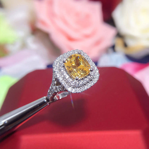 Bague en moissanite jaune, élégante bague en argent, halo étincelant, bijoux de fiançailles, bague de luxe, cadeau de mariage pour femme - Product Image 5