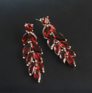 Wholesale Natural <b>Garnet</b> Leaf Design <b>Earrings</b> 925 Sterling Silver Handmade Marquise <b>Garnet</b> Dangle <b>Earrings</b> - Product Image 1