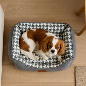 Cama para Mascotas Yommy con Diseño Elegante de Pata de Gallo, Suave y Cálida con Base Antideslizante, Disponible en 3 Tamaños - Product Image 4