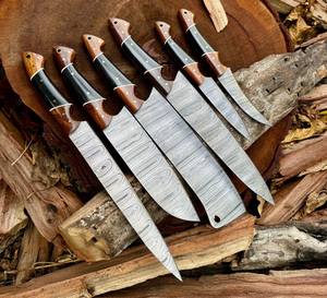 Juego de Cuchillos de Chef de Acero de Damasco Forjados a Mano de 6 Piezas, Mangos de Madera, Diseño Ambidiestro, Hojas Hechas a Mano de 67 Capas, OEM Profesional - Product Image 3