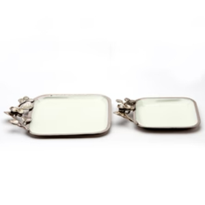 Plateau de service ovale en argent de qualité supérieure avec poignée en feuille d'or, parfait pour la décoration de la maison et comme accent de table à manger, à prix raisonnable. - Product Image 5