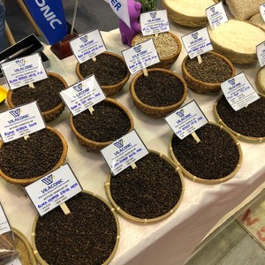 พริกไทยดำแบบเทกอง 500 กรัม แบบมาตรฐานจากเวียดนาม |   ราคาที่แข่งขันได้ |   ผู้จัดจำหน่ายส่งออกโดยตรง [เอเวลิน] - Product Image 3