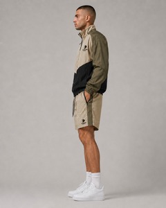 Conjunto corto de chaqueta y pantalones cortos cortavientos para hombre de calidad premium, ligero, transpirable, ropa deportiva informal. - Product Image 3