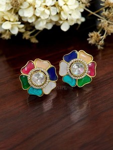 ต่างหูแบบติดหูรูปดอกไม้เคลือบทองวินเทจ สีสันสดใส ประดับเพชรทรงกลม ดีไซน์ทันสมัย เหมาะสำหรับงานแต่งงาน งานปาร์ตี้ และโอกาสพิเศษต่างๆ สำหรับผู้หญิง - Product Image 2