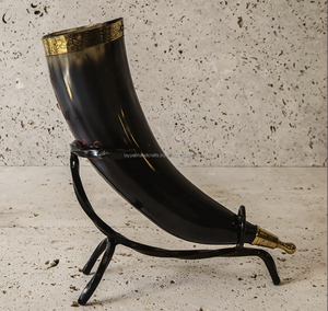 Cuerno Vikingo para Beber Hecho a Mano con Soporte, Cuerno de Buey o Búfalo, Venta Directa de Fábrica - Product Image 2
